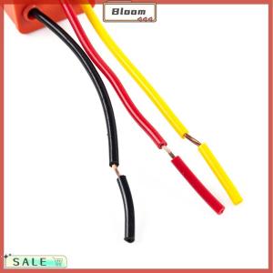 Follow Get New[Bloom Z] ซ็อกเก็ตไฟหน้าซ็อกเก็ตหลอดไฟแบบสามปลั๊กเซรามิก H4