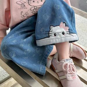 Christmas gifts Halloween Hello Kitty Girls Jeans Autumn New Fashionable Kawaii Cartoon Embroidered Casual Pants Childrens Sweet Soft Straight Leg Pants