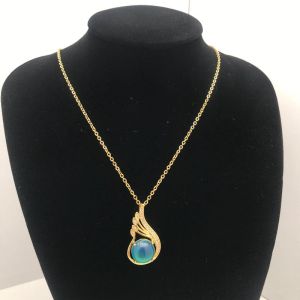 Yukis Fashion Mood Necklaces Temperature Control Color Change Necklace Stainless Steel Chain necklace for Women Pendant Jewelry Gift