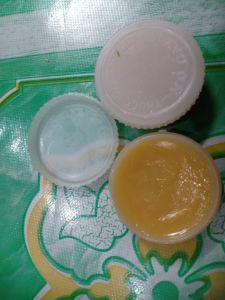 sáp bôi nứt gót chân gia truyền Bùi Quang Mỏ Cày nước ăn chân vảy nến hâm tã trẻ