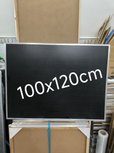 Bảng đen viết phấn viền nhôm kích thước 100x120cm tặng kèm lau bảng