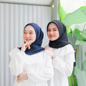 HIJAB SEGIEMPAT PARIS JADUL POLOS PREMIUM