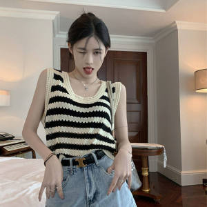 IELGY womens loose short striped knitted vest for age reduction