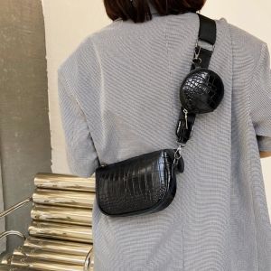 WEIYI Premium Sling Bag Warna Hitam Kode BP002
