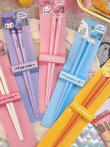 Penyepit Kartun Kanak-Kanak 卡通儿童18cm筷子 Cute Cartoon Kids Chopsticks 便携可爱美乐蒂 Chopsticks Accessories