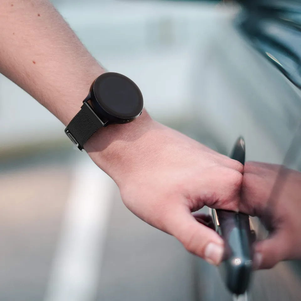 Galaxy Watch Ultra Classic 47mm Stainless Steel Milanese Strap