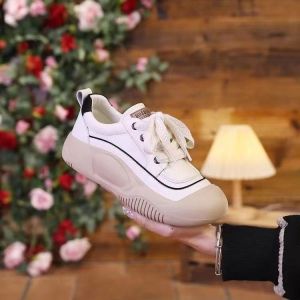 Real Soft Leather Sneakers for Women Retro Fashion Soft Sole Casual and Versatile Style