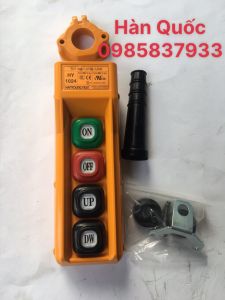 Tay bấm điều khiển 4 nút Hàn Quốc tại Máy NTT dùng điều khiển thiết bị nâng hạ vận chuyển an toàn hiệu quả