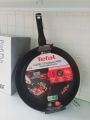 Chảo rán chống dính Tefal Hard Titanium Pro. 