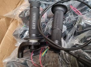 Gas Spontan Daytona 3 Tombol Universal Honda Yamaha Suzuki Matic Bebek DLL