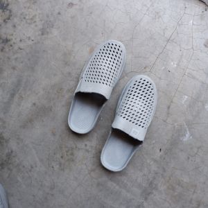 SandSo - 911 GRS Shoes Sepatu Karet Rubber Pria Laki Jelly Sandal Slop Selop Sendal Slip On Slipper Flip Flop Flipper Slide Polos Plain Empuk Lentur Flat Teplek Dewasa Rumah Kamar Mandi Kerja Kantor Pantai Anti Air Licin Indoor Outdoor Fungsional Travel