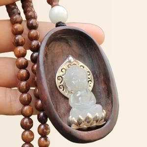 Semi Icy Good Translucent Natural Type A Jadeite Jade crafted as Buddha set on S925 and Sandalwood as Pendant certificate weighs 31.79 grams measurement 60.3 * 37.1 * 21.1 mm  (s925p2)