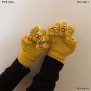 [COD] Modingdue 1 Pair Womens Funny Facial Expression Knitted Gloves Full Finger Gloves Soft Crochet Mittens Cartoon Expression Driving Glove