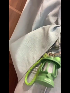 Phát sáng đèn dầu Keychain kim loại đèn Led nhựa Keyring có thể sạc qua USB phụ kiện cổ điển cho môi trường tối