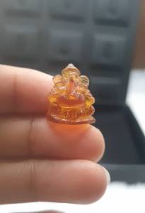 J389 อำพันพม่าแท้ จากเมืองคะฉิ่น งานแกะพระพิฆเนศ เนื้อโปร่งแสง