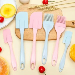 3pcs/Set Silicone Scraper Oil Brush Cake Spatula Cream Scraping Sauce Brush Baking DIY Tool Set