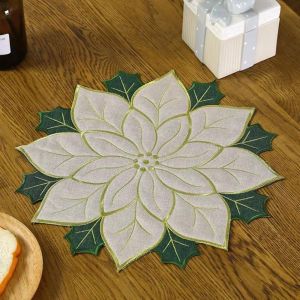 Versatile Red Green Flower Placemats Scald Proof Home Dining Table Decoration Poinsettia Table Placemat Embroidered