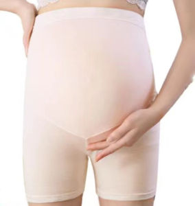 ชุดคุณแม่สีดำลายดอกไม้ ชุดคลุมท้องแฟชั่น เสื้อผ้าคนท้องน่ารักคุณแม่ทั้งหลายห้ามพลาดเลยจ้า