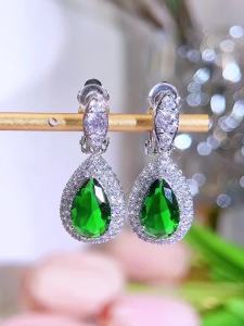 SEQUITO Delicate Cubic Zirconia Teardrop Dangle No Pierce Clip on Earring Women Fashion No Hole Ear Jewelry for Wedding SE057