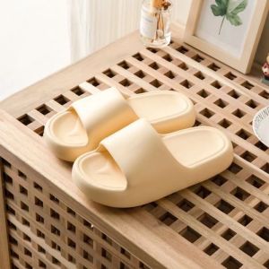 [Free Shipping] WomenS Summer New Style Outdoor Indoor Home Bathroom Thick-Soled Couple Slippers For Men