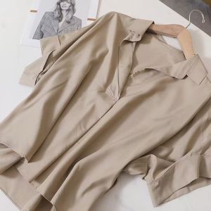 4 Colors S-3XL cotton blend solid color Korean Style Loose V-neck Batwing Sleeve White Shirt for Women