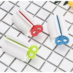 (ร้านไทย) ที่บีบยาสีฟัน/โฟมล้างหน้า - อุปกรณ์บีบหลอด ยาสีฟัน สำหรับห้องน้ำ (ที่แขวนแปรงสีฟัน) G2070