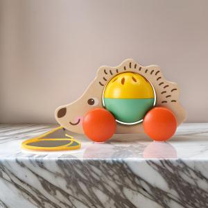 IKEA UPPSTA  ของเล่นลากจูง รูปตัวเฮดจ์ฮอก หลากสี