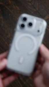Ốp Trong Suốt Chống Sốc Nhựa Cứng Không Ố Vàng Nút Bấm Kim Loại Cho Điện Thoại iPhone 17 Pro Max