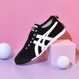 2024 Original Tiger Shoes Mens and Womens Comfortable Versatile Sports Shoes Classic Fashion Casual Shoes Soft and Comfortable Canvas Shoes Black/White