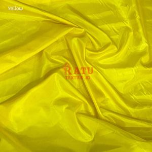 Kain Habute Habutai Peles Abutai Backdrop Pernikahan Souverir Kain Umbul-Umbul Kahatex