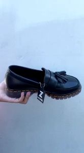 Sepatu Loafers Wanita Keren
