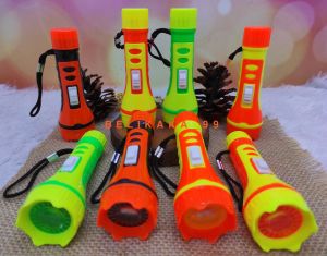 GANTUNGAN KUNCI SENTER BESAR WARNA WARNI / GANTUNGAN KUNCI SENTER LED BESAR WARNA WARNI / GANTUNGAN SENTER BESAR WARNA WARNI / GANTUNGAN SENTER LED BESAR / SENTER BESAR GANTUNGAN / SENTER GANTUNGAN / SENTER LED GANTUNGAN