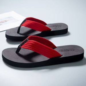 [Free Shipping] Summer hot-selling new lightweight flip-flops for men casual and stylish for beach wear