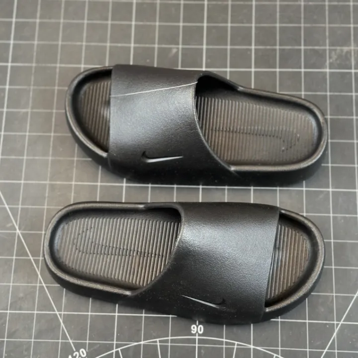 2025%20Calm%20Slide%20Soft%20Waterproof%20Home%20Sports%20Slippers%20Sandals%20for%20Men%20and%20Women%20(Size:%2036-45)%20High%20Quality%20-%20Image%205