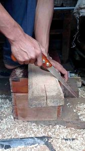 GERGAJI TANGAN POTONG KAYU/BAMBU MULTIFUNGSI BAJA SELENDANG SIAP PAKAI KIKIR TAJAM MULTIGUNA