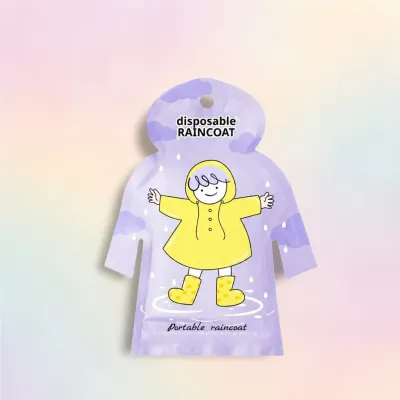 JAS HUJAN DISPOSABLE Anak Dewasa Lipat Ponco Sekali Pakai Mini Travel Pack Lipat Portable Disposable Raincoat Karakter Lucu dengan Gantungan Anti Hilang