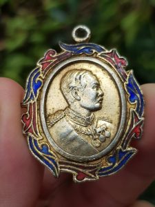 เหรียญรัชกาลที่ 5 ปี2536 (รุ่นนิตยสารศักดิ์สิทธิ์) เหรียญที่3