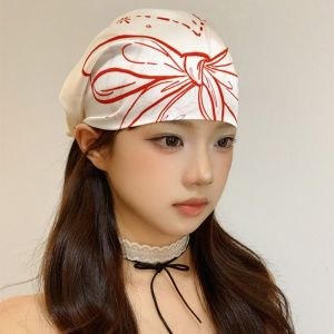 NEEUJ หวาน ผ้าพันคอพิมพ์ Y2k โบว์ แมตช์ได้ทุกชุด ผ้าคลุมหัวพิมพ์ลาย สง่างาม ที่คาดผม ผ้าพันคอสี่เหลี่ยมเล็ก สาวสไปซ์