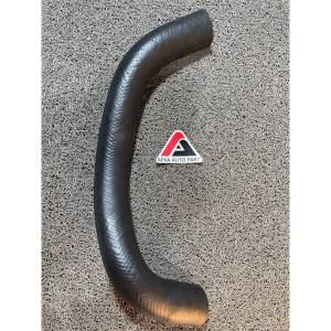 Selang Radiator Mobil / Kijang LGX diesel Bawah LF-80 Kijang Diesel Toyota