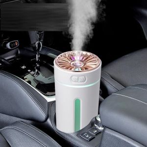 Máy phun sương tinh dầu đèn led đổi màu cho ô tô -CTG