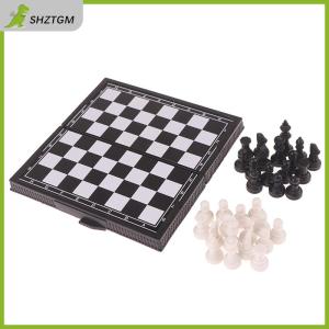 【SHZTGM】 หมากรุกแม่เหล็กขนาดเล็ก1เซ็ต หมากรุกกลางแจ้งเกมกลยุทธ์พลาสติกแม่เหล็กพับได้กระดานหมากรุกของเล่นเพื่อการศึกษาของเด็กแบบพกพา