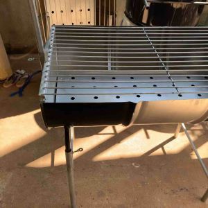 เตาย่างหมูหัน 200 ลิตร สีดำ หรือคละสี พร้อมส่ง ราคาถูกจากโรงงาน ผ่า200 ลิตรหมูหัน ไก่ย่างไก่หมุน ขนาดใหญ่มาก กว้าง 59 ยาว 90 สูง 80 cm เตาย่างหมูหัน ราคา - Lazada