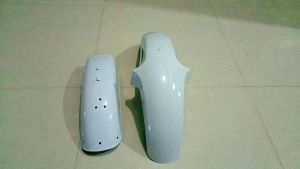 Slebor Spakbor Depan Belakang Yamaha RX King & New RX K Warna Putih Set