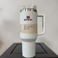Stanley Thermos Cup 40oz Large-capacity stainless steel water cup with handle and high aesthetic appeal for outdoor use. 