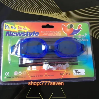 Unisex Swimming Goggles With Ear Plugs and Nose Clip Kit Swim Goggles