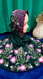 (COD) Mukena Terusan Dewasa Polino Warna Hijau Botol Motif Bordir Bunga Violet Indah Cantik