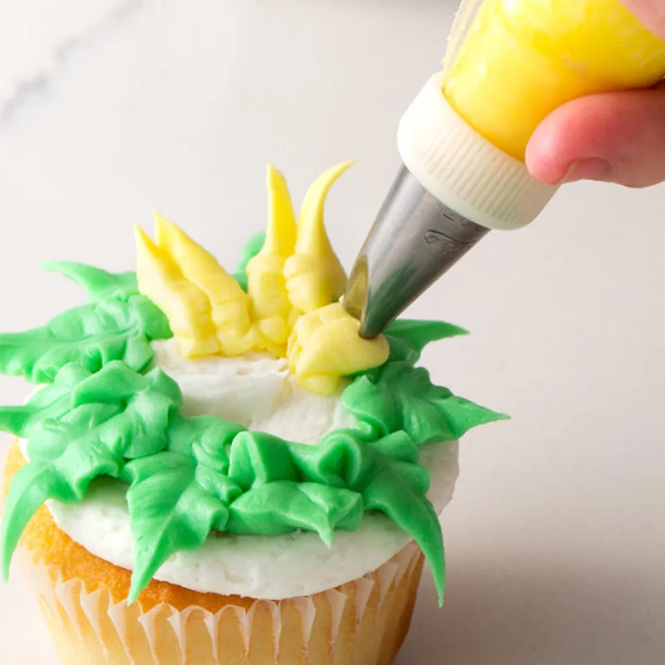 Ateco 227 Chrysanthemum Piping Tip Icing Cake Tip pc )(SM