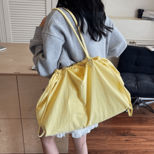 MOIRA ความจุขนาดใหญ่ กระเป๋าโท้ตไนลอน ผ้าสีพื้น หลากหลาย กระเป๋าหูรูดขนาดใหญ่ ภาษาเกาหลี แบบสบายๆ กระเป๋าถือผู้หญิง คุณผู้หญิง