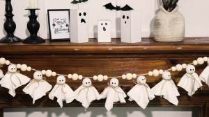 7Ft Cute Halloween Ghost with Wooden Beads Garlands Handmade Rustic Halloween Banner for Wall Home Indoor Outdoor Spring Decor Supplies White