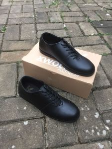 Sepatu Kantor / Formal / Casual / Sepatu Pria Mondy Low Full Black Xwolkerstore